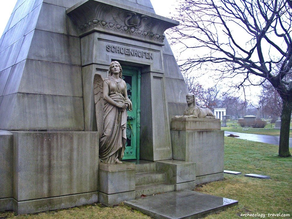 Graceland Cemetery, Chicago 